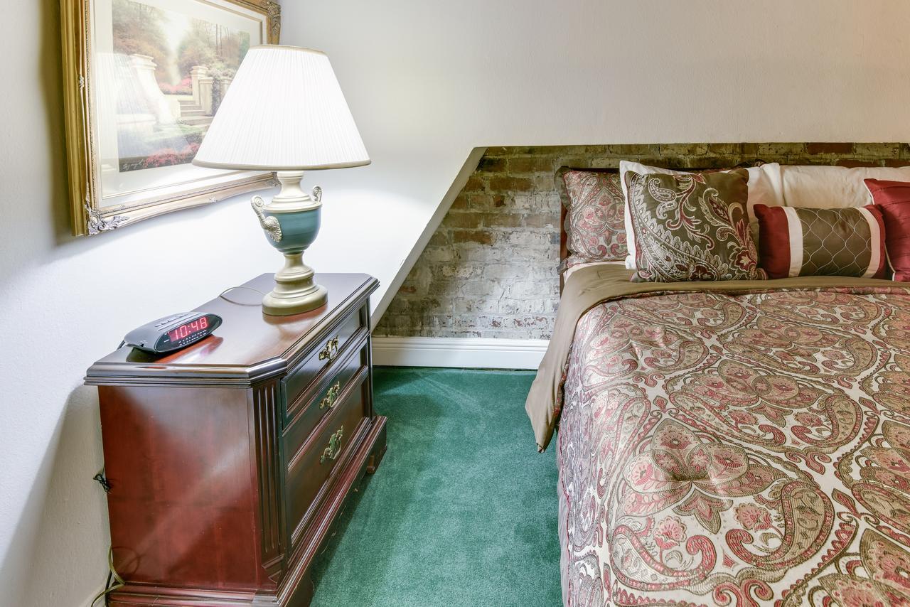 Plaza Suites Downtown 뉴올리언스 외부 사진