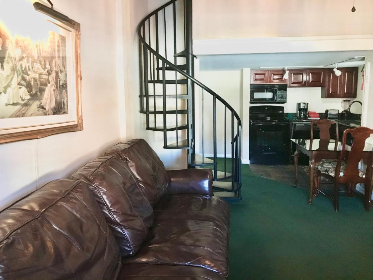 Plaza Suites Downtown 뉴올리언스 외부 사진